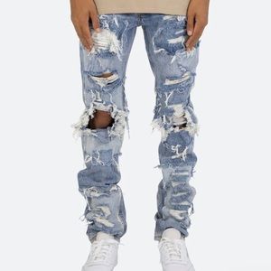 Distressed MNML Jeans